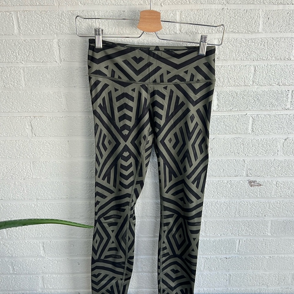 Lululemon Wunder Under Legging